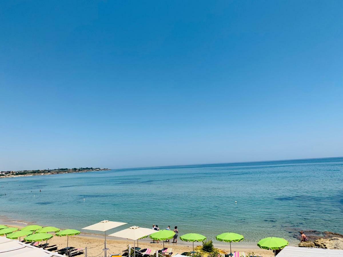 L'Antico Fondaco Villa อาโวลา ภายนอก รูปภาพ