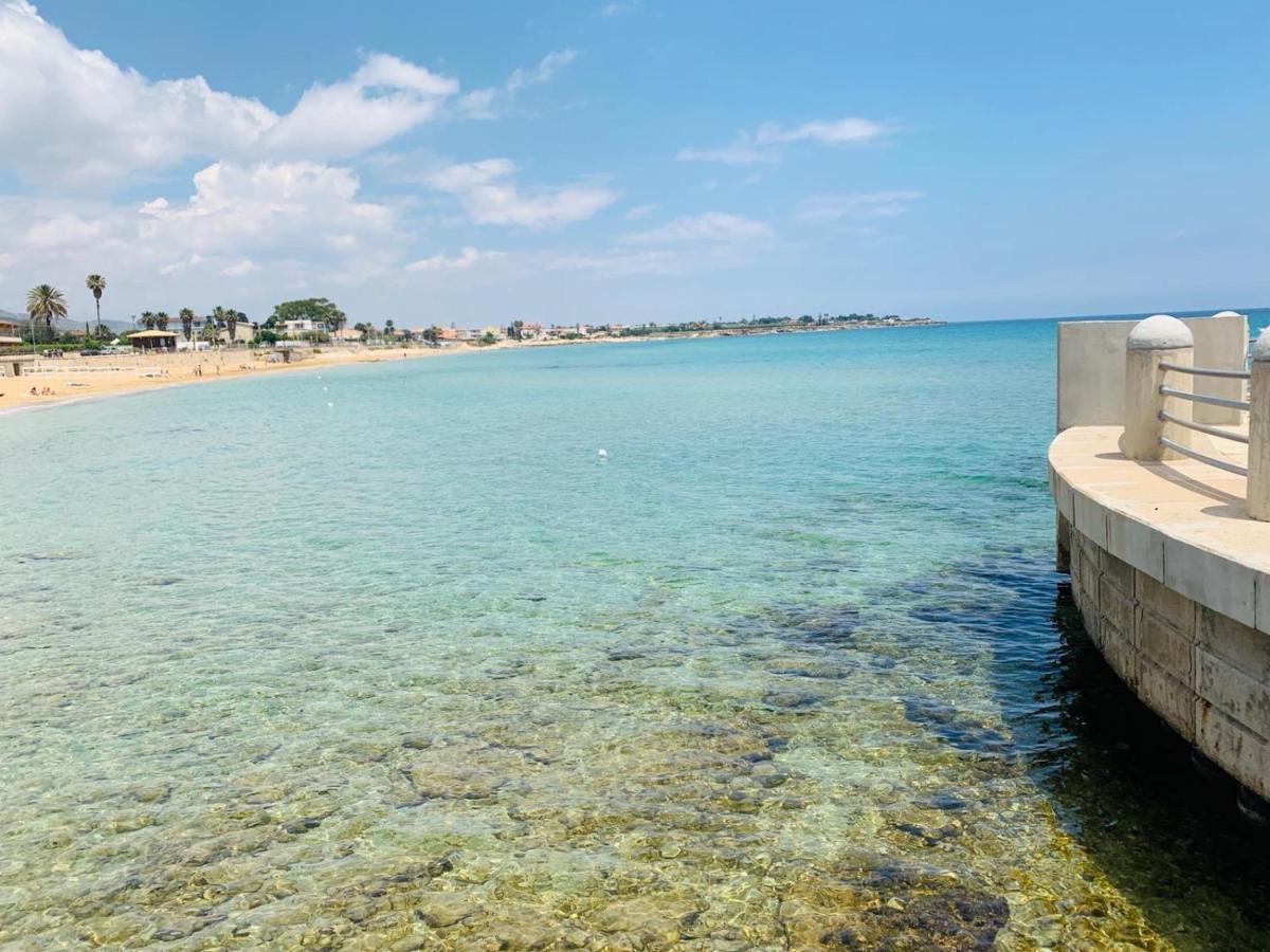 L'Antico Fondaco Villa อาโวลา ภายนอก รูปภาพ